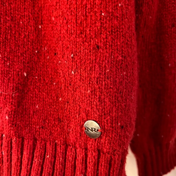 Northern Reflections Cardinal Red Patterned Women's Sweater M Petite - Picture 3 of 12